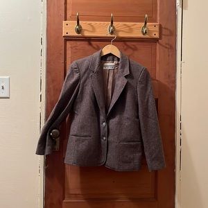 Vintage women’s tweed blazer
